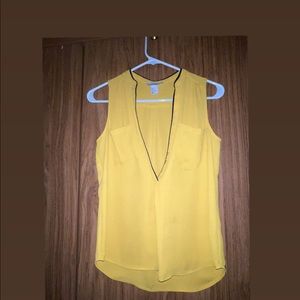 H&M Mustard no sleeve top